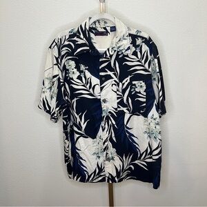 Roundtree & Yorke Silk Blend short sleeve button down shirt Blue Cream L